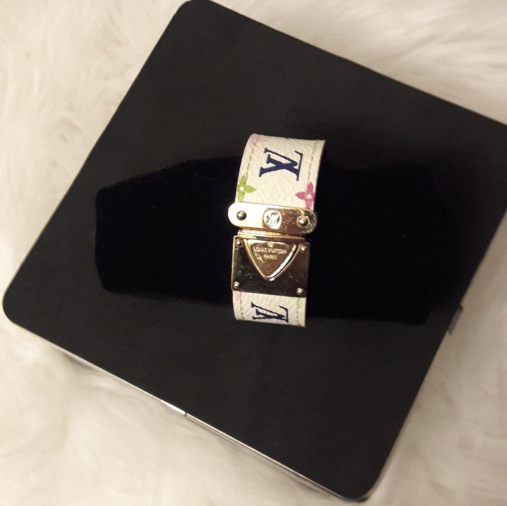 Louis Vuitton bracelet